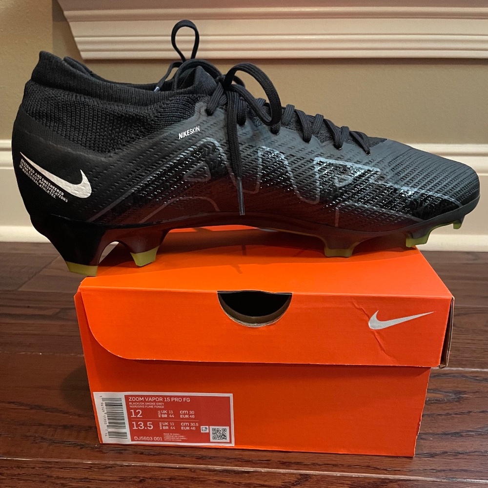 Nike Zoom Mercurial Vapor 15 Pro FG